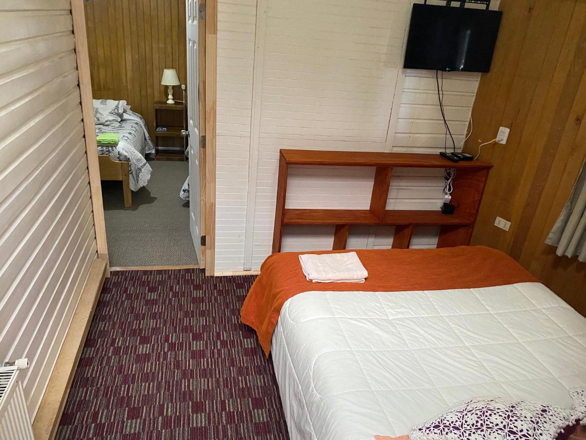 Casa Chilhue - Hostal Residencial 卡斯特鲁 外观 照片