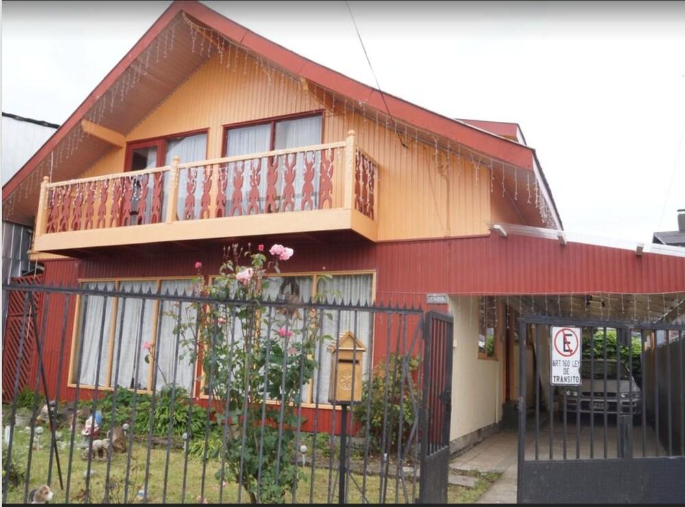 Casa Chilhue - Hostal Residencial 卡斯特鲁 外观 照片